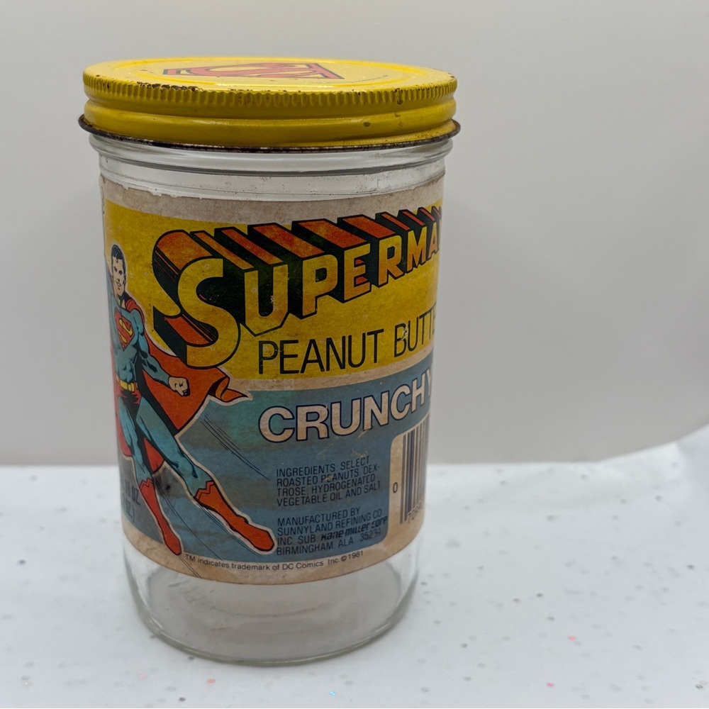 Vintage 1981 SUPERMAN Crunchy Peanut Butter Jar 28 oz Yellow Red DC Comics RARE